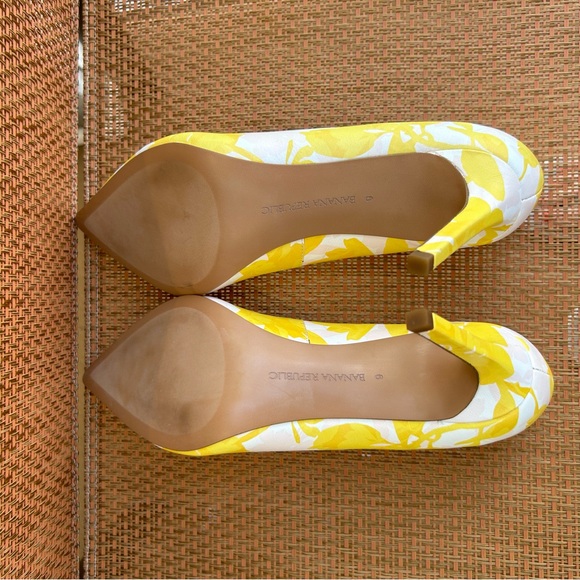 NEW Banana Republic 12 hour Madison yellow Pumps size 9M - Picture 5 of 12